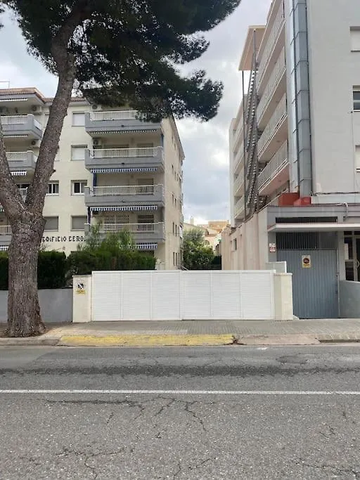 A Little Gem Close To The Beach Cunit Apartment